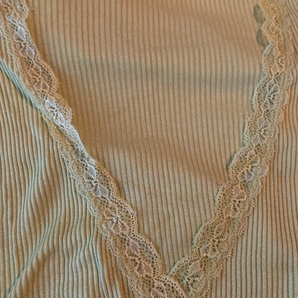 NWT Urban Outfitters Lace Y2K Wrap Top Green Crop ribbed soft cross brandy melvi - Picture 8 of 15